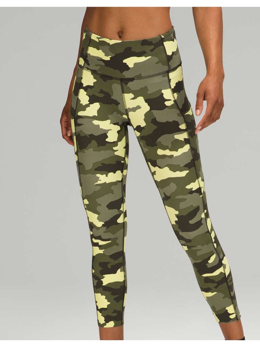 lululemon athletica High-Rise Fast and Free in Heritage size 6 Crop 23”